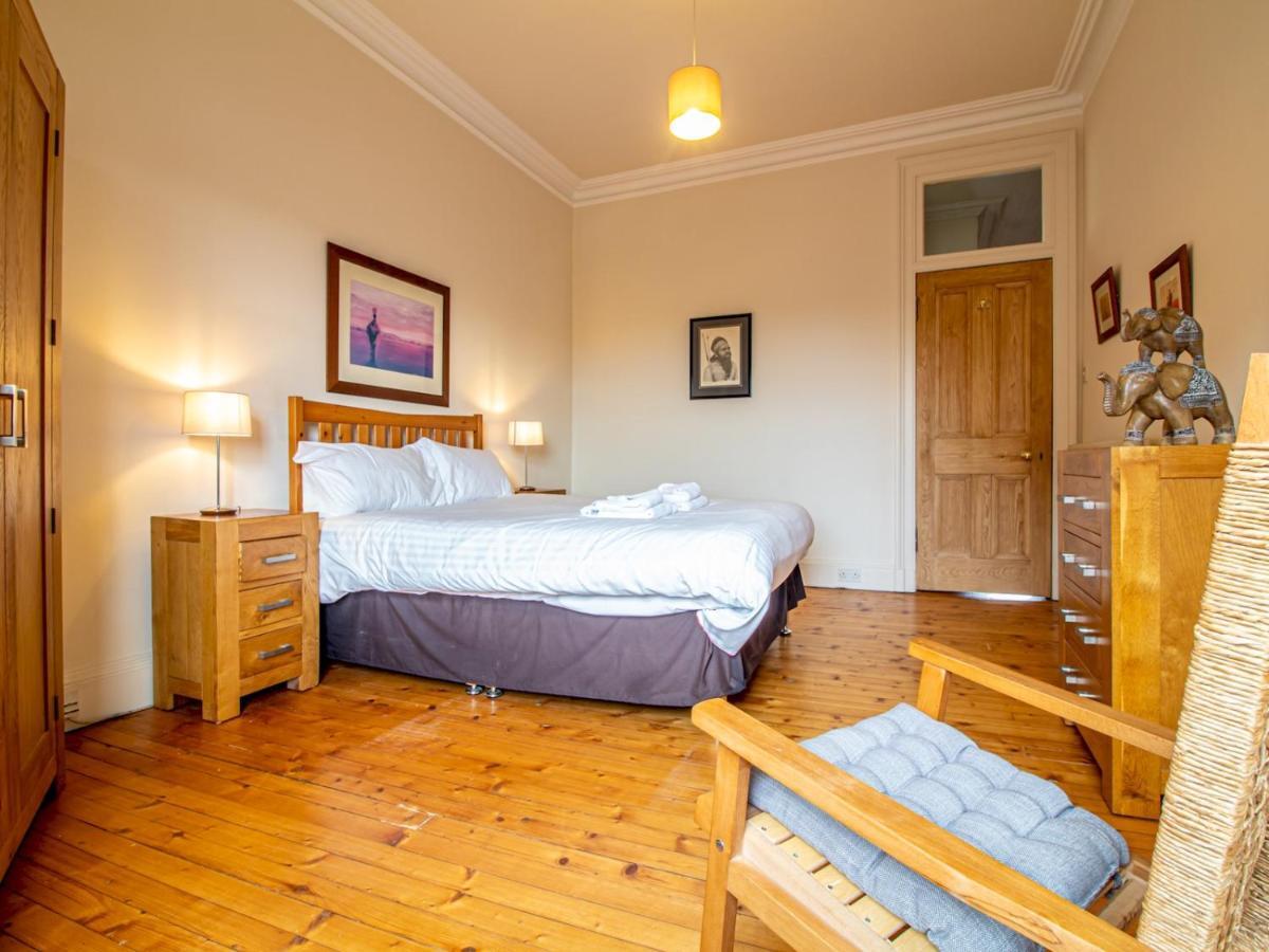 Pass The Keys Beautiful And Bright Georgian Style Morningside Apartment Edinburgh Bagian luar foto