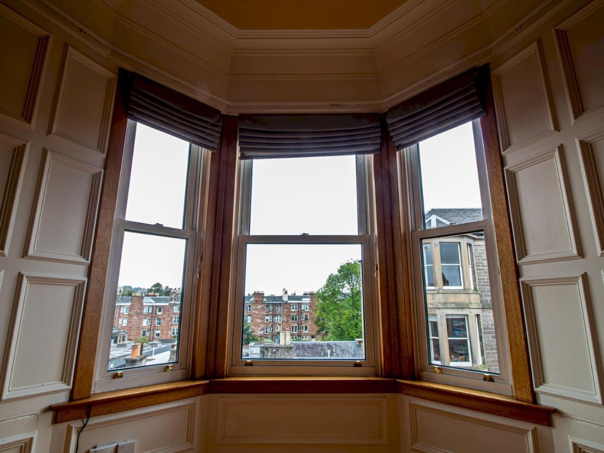 Pass The Keys Beautiful And Bright Georgian Style Morningside Apartment Edinburgh Bagian luar foto