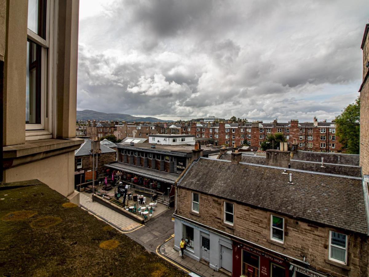 Pass The Keys Beautiful And Bright Georgian Style Morningside Apartment Edinburgh Bagian luar foto