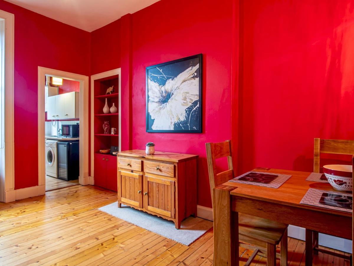 Pass The Keys Beautiful And Bright Georgian Style Morningside Apartment Edinburgh Bagian luar foto